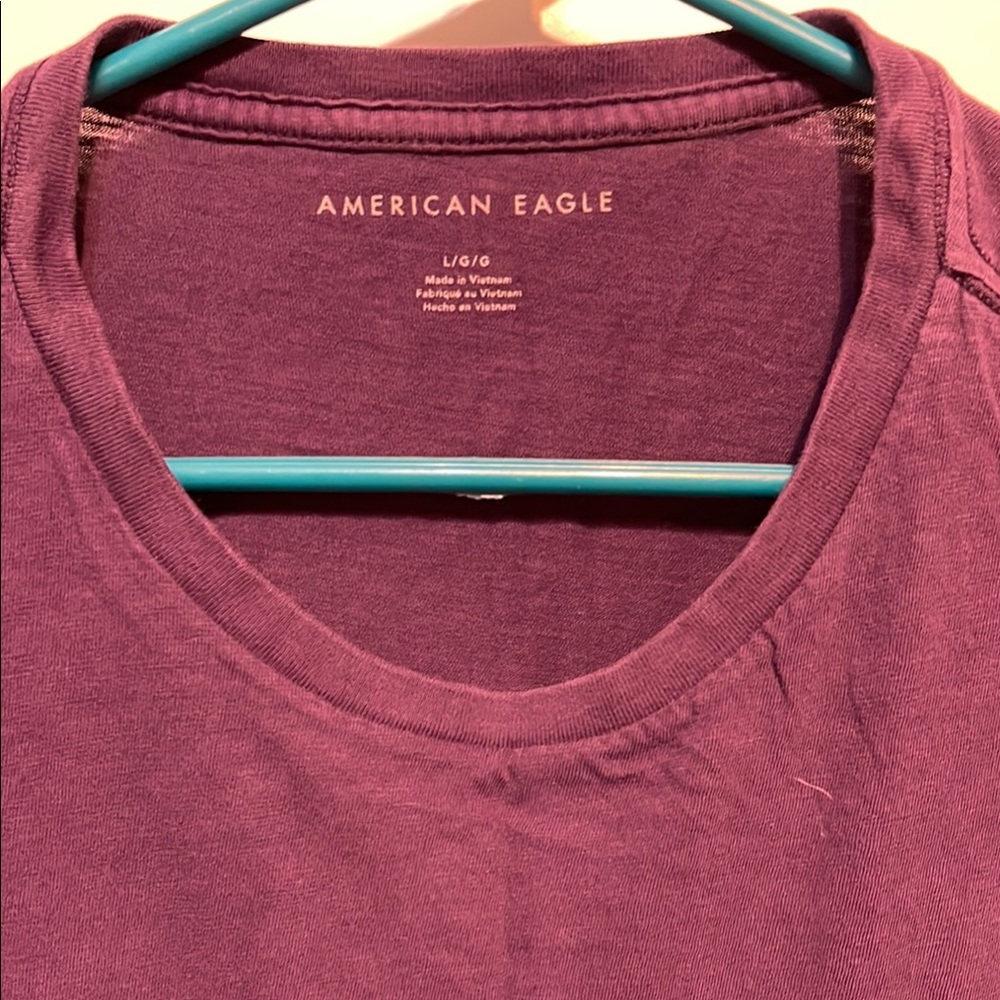 American Eagle Outfitters Red Short Sleeve T-Shirt